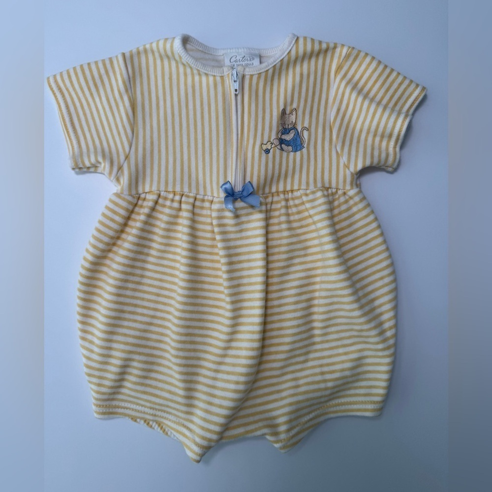 Vintage Carter White/Yellow Romper Size 6-9